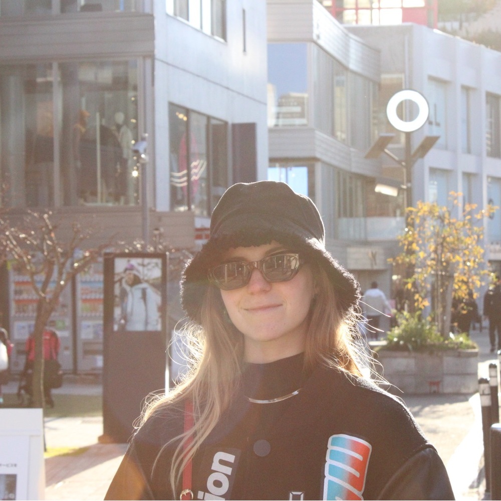 Meet your Posher, Leah